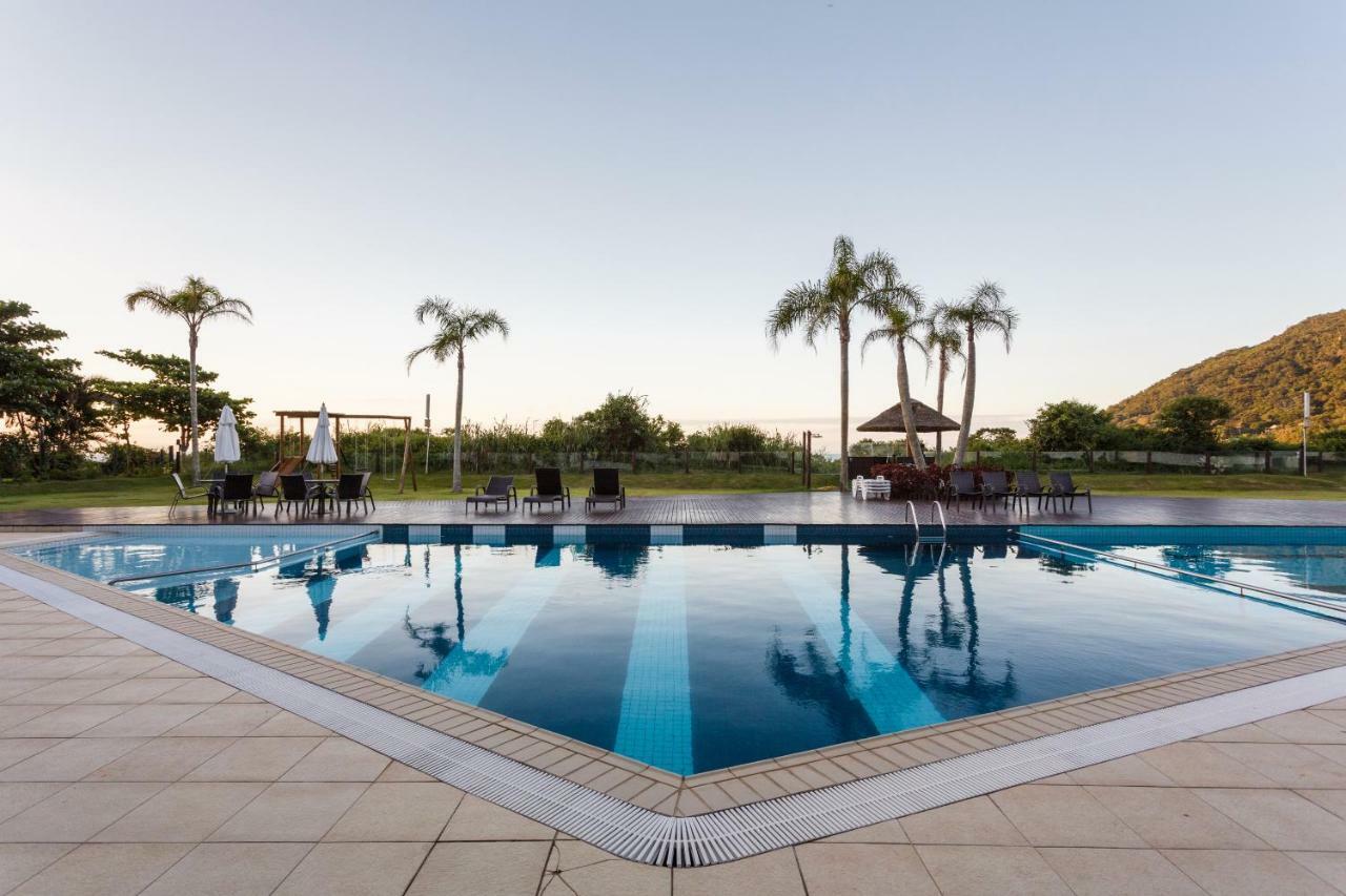 Apartamento Com 4 Suites Pe Na Areia Florianópolis Buitenkant foto